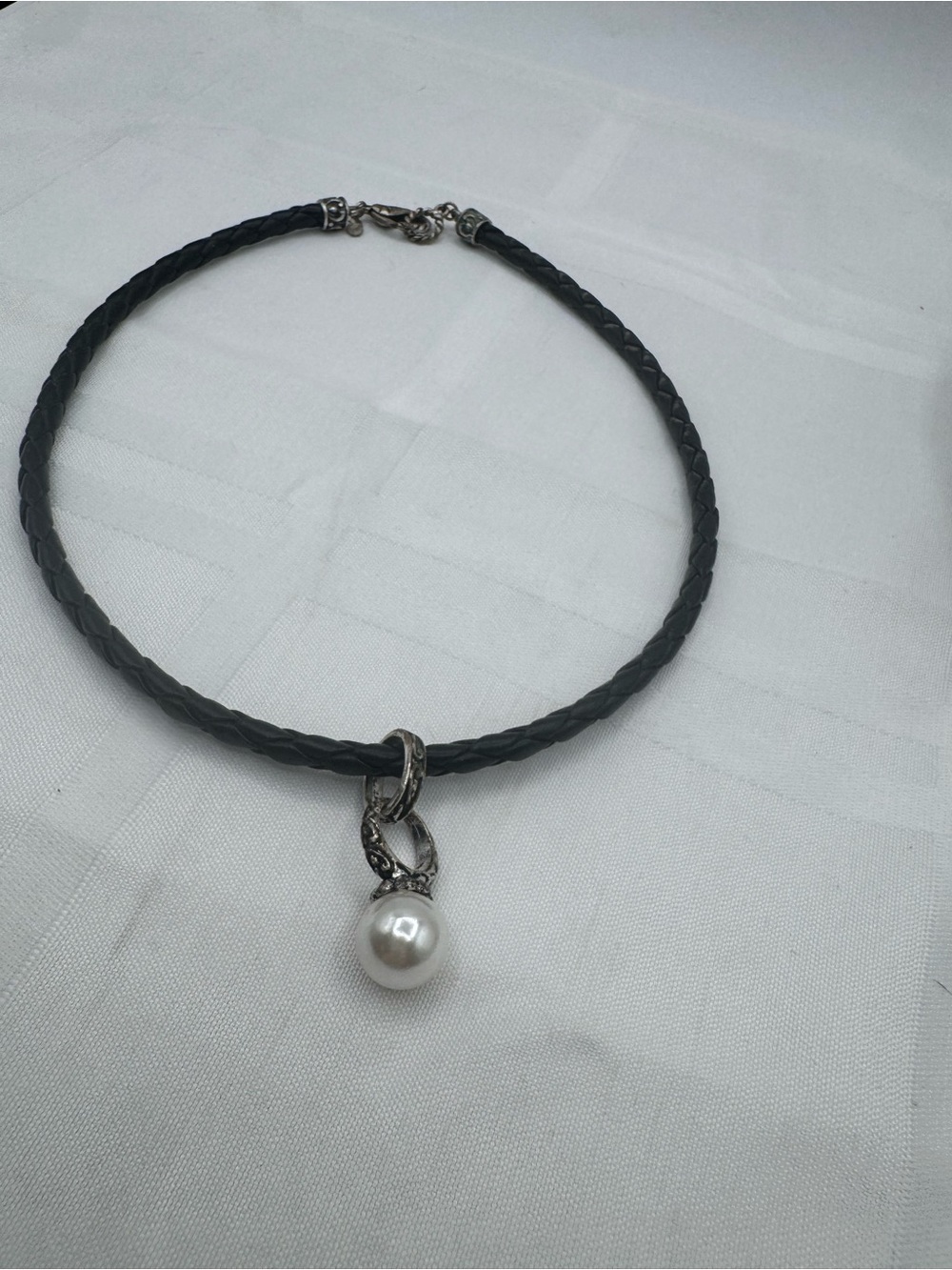 Premier Designs Braided Black Faux Leather Cord Necklace Faux Pearl Pendant 8”